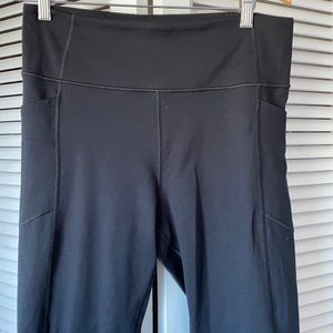 Victoria Secret yoga pants. Large